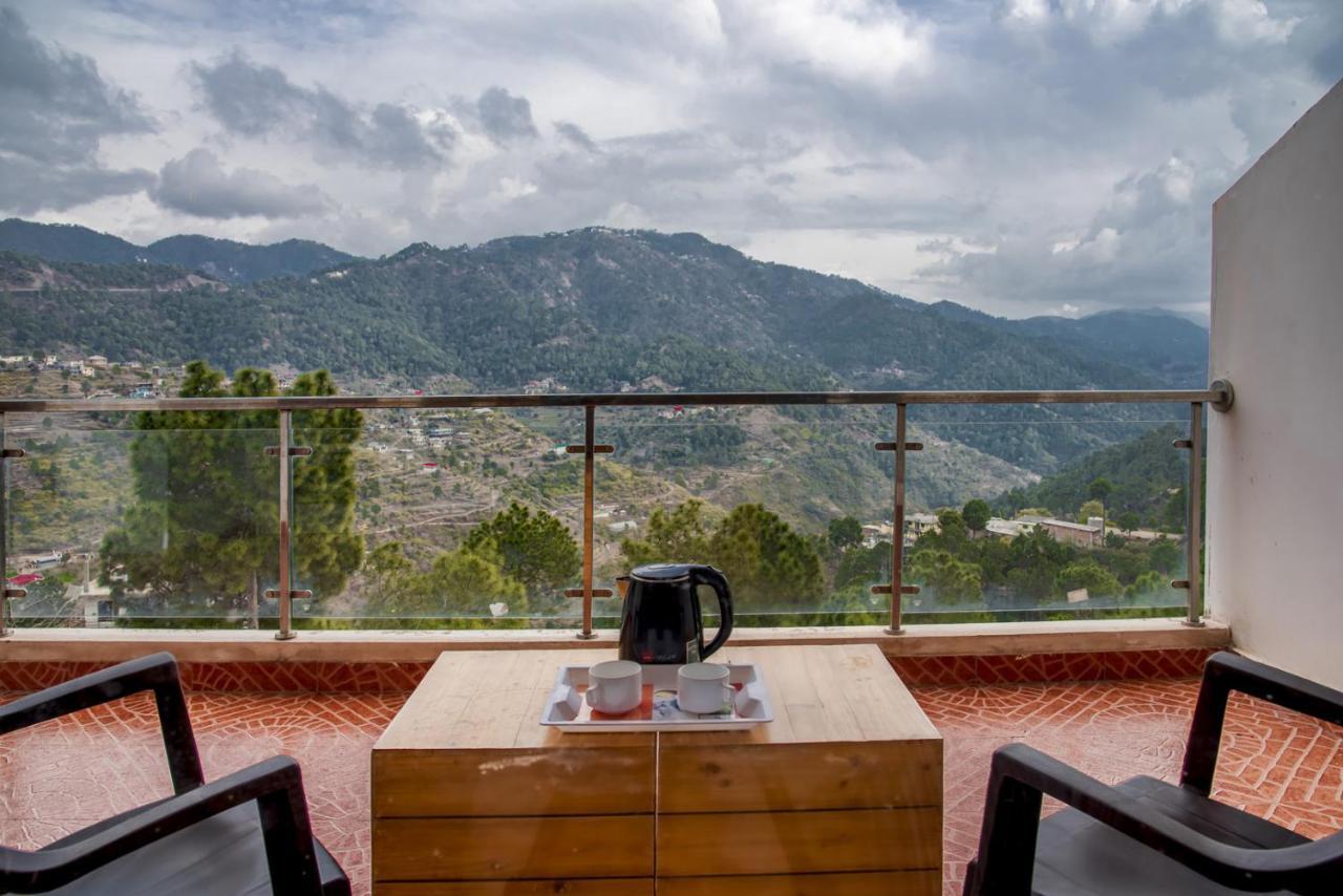 Himalyan Hills I Serviced Apt I Nature I Chef I Kasauli By Exotic Stays المظهر الخارجي الصورة
